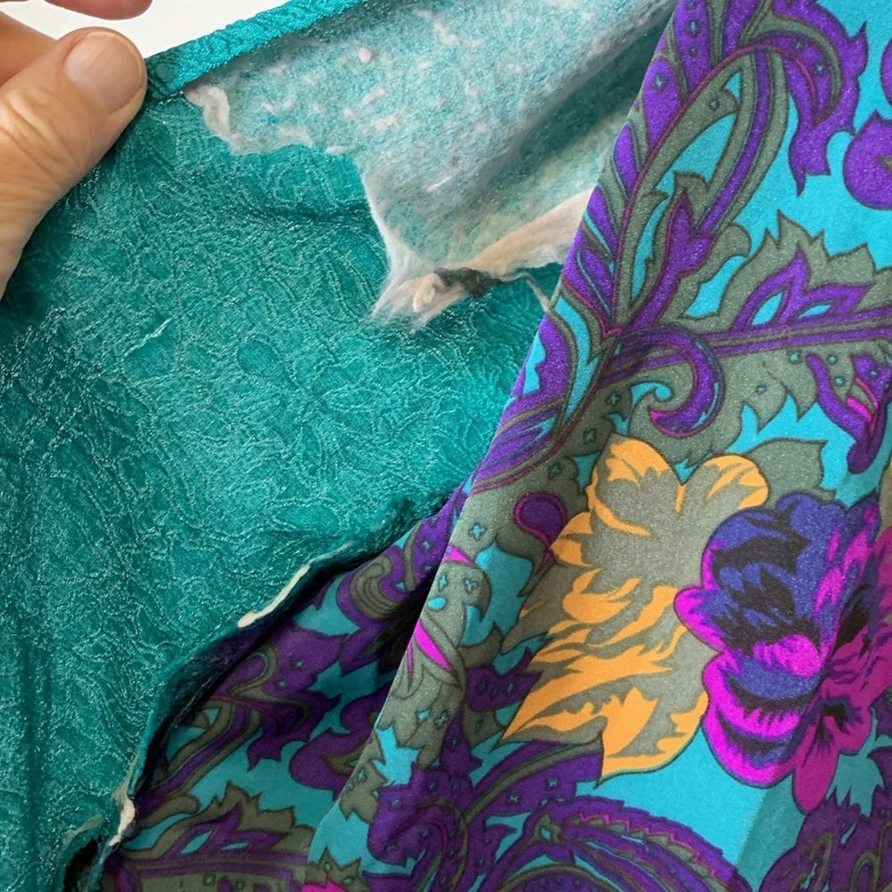 Vintage 80s Victoria’s Secret Turquoise Floral Paisley Satin Long Robe Size L - Picture 11 of 16
